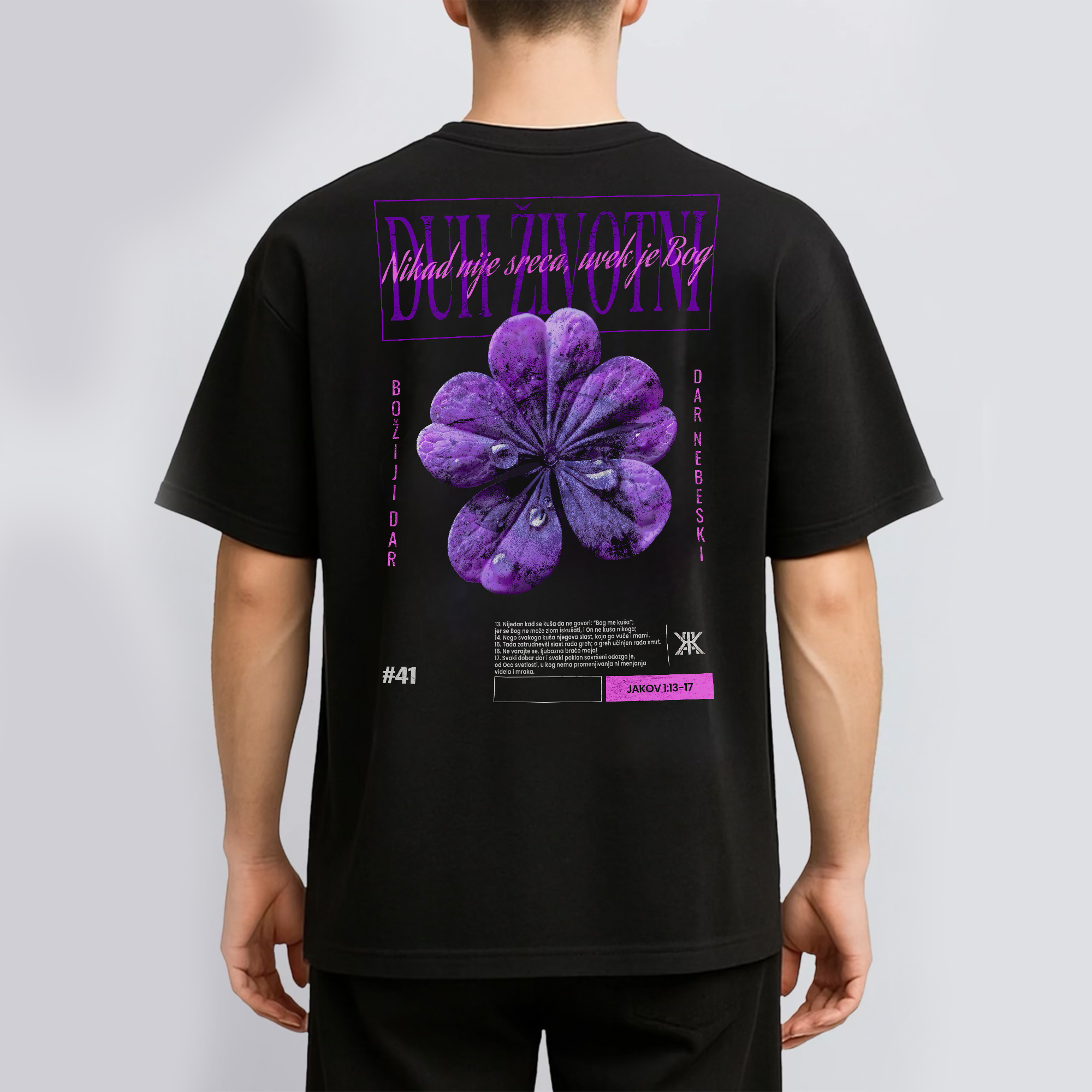 Majica na modelu
